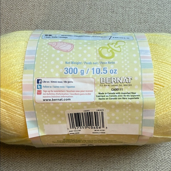Bernat • Baby Sport Yarn in Baby Yellow - Picture 4 of 8